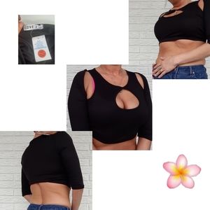 🪴3 for $40🪴Love J black cut out Crop top